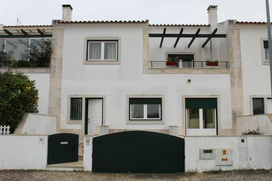 Casa Dos Limoes Hotell Caldas Da Rainha Eksteriør bilde